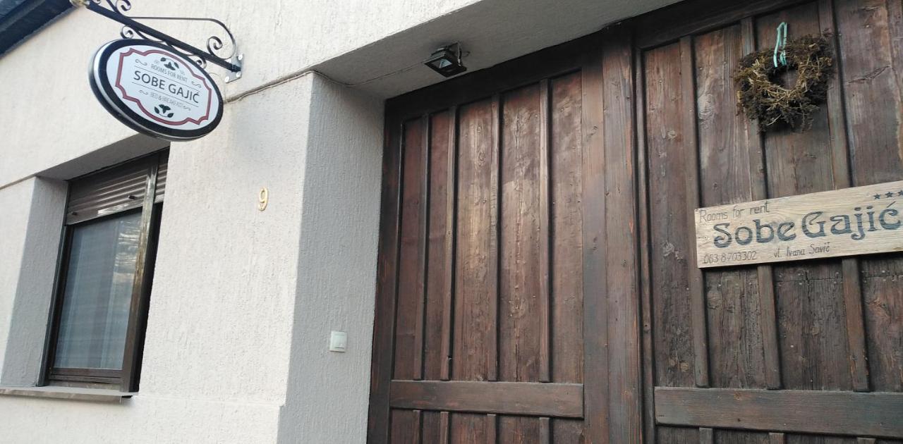 Sobe Gajic Karlofça Dış mekan fotoğraf
