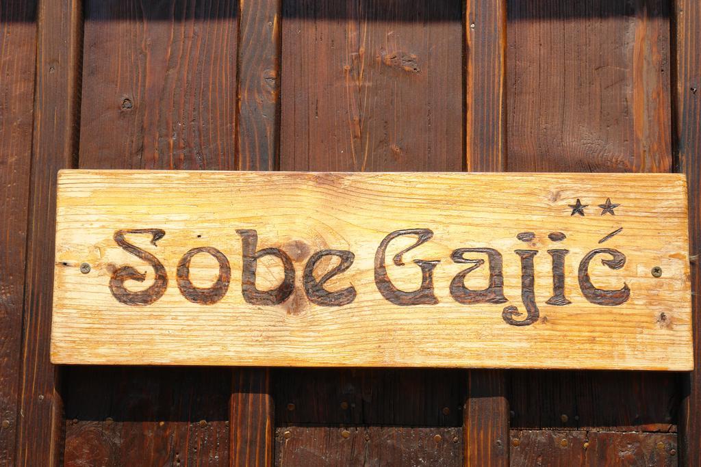 Sobe Gajic Karlofça Dış mekan fotoğraf